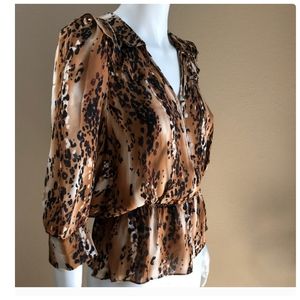 PARKER Leopard Animal print 100% Silk Ruffle Blouse Top Medium▪